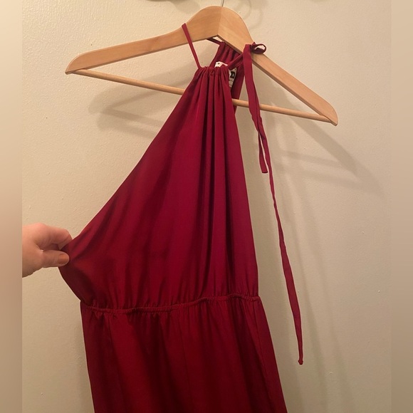 Stone Cold Fox Onyx Gown - Picture 7 of 12